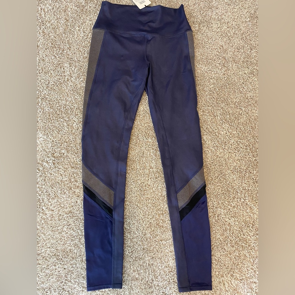 ALO Yoga Elevate Leggings